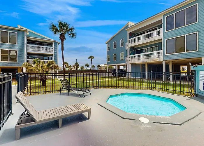 Sea Oats F103 Holiday home